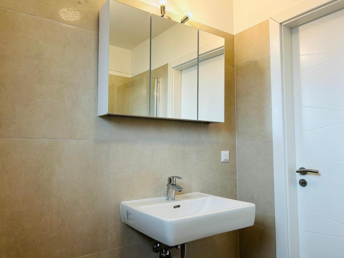Modern - Free Parking - Balcony Apartment Vienna Luaran gambar